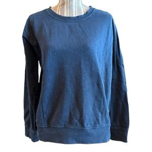 Orvis Blue Long Sleeve Sweatshirt medium